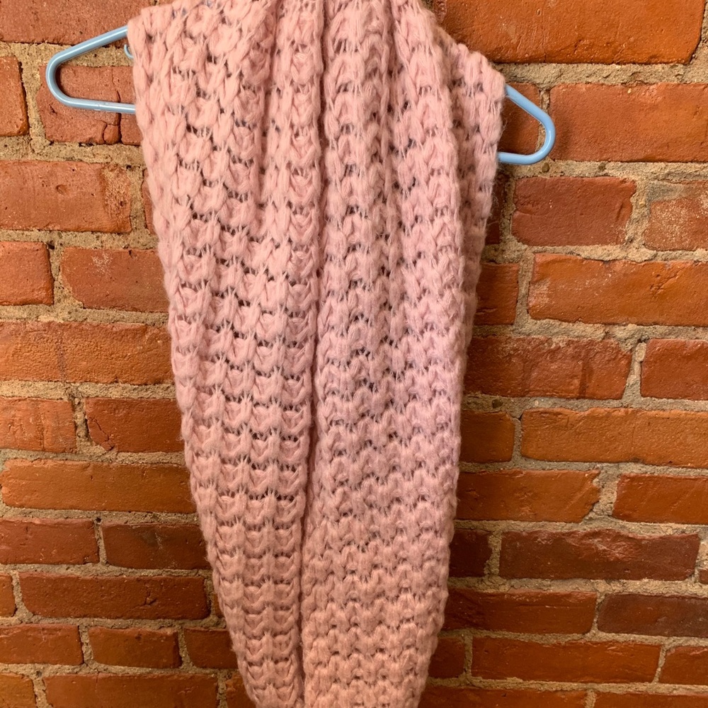 Pink winter scarf
